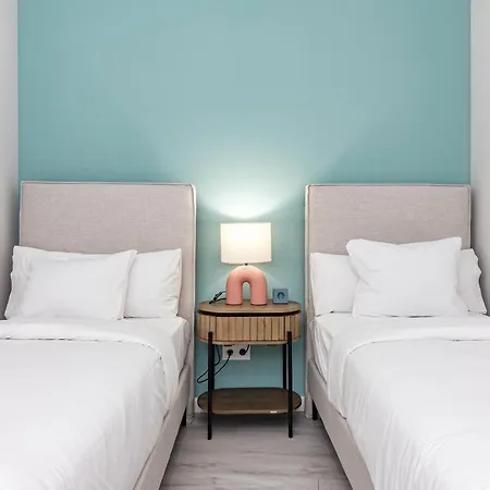 Le2e- Modern New-build Flat Near The 에스테포나