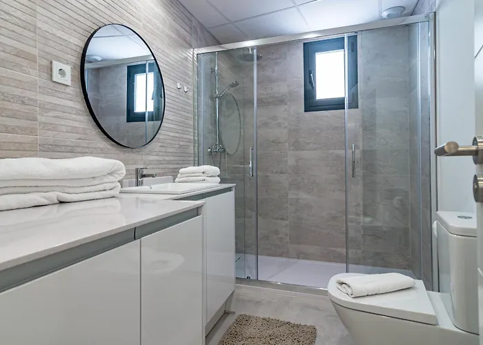 Le2e- Modern New-build Flat Near The 아파트 에스테포나