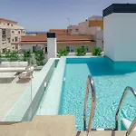 Le2e- Modern New-build Flat Near The