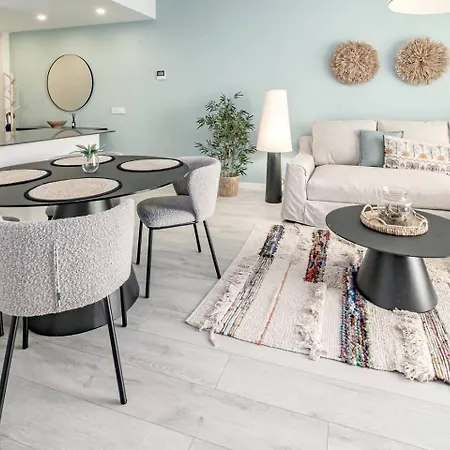 Le2e- Modern New-build Flat Near The דירה אסטפונה