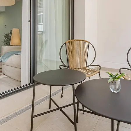 Le2e- Modern New-build Flat Near The אסטפונה