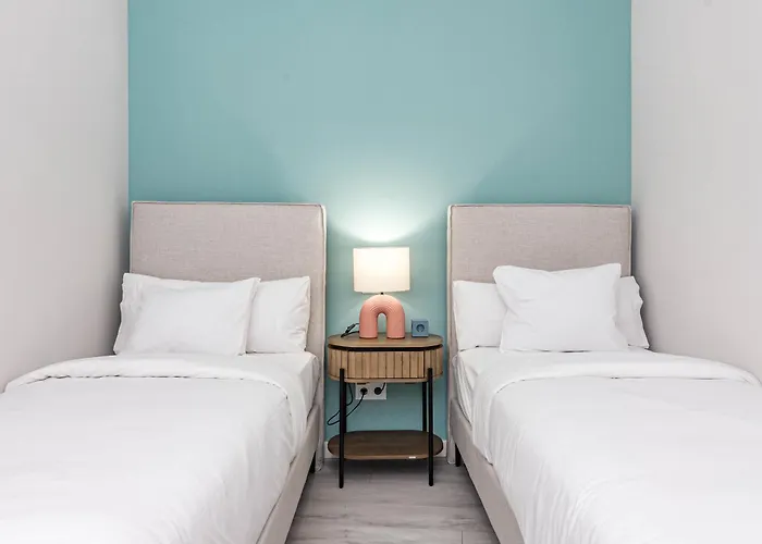 Le2e- Modern New-build Flat Near The إِستيبونا